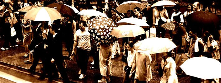 image of photography - Waiting to Cross - Hong Kong